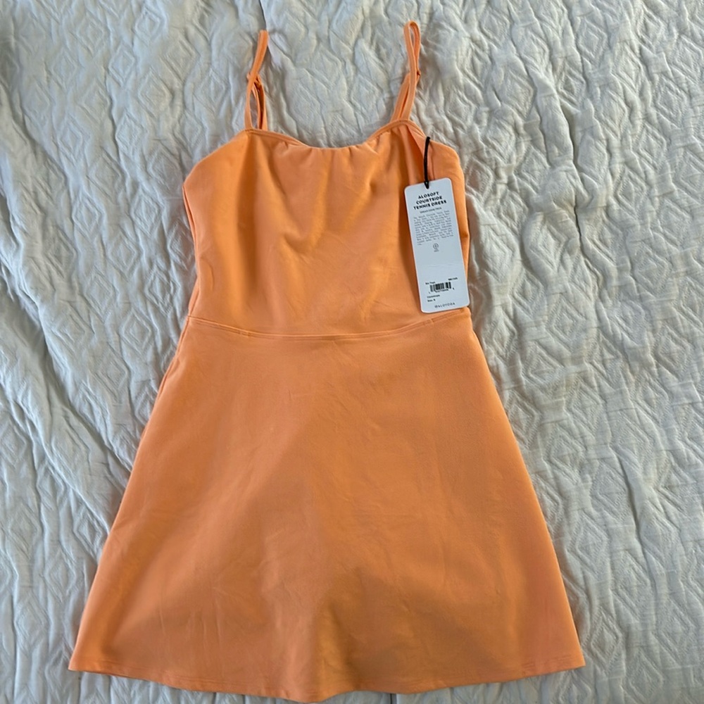 Brand new ALO yoga orange courtside tennis dress in small
